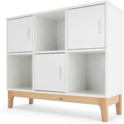 9e221794ce9329c9563875002f80d204f15e4e4953571b44cf0b4489ca6723cb.jpg An Image of Linus Shelves, Pine and White