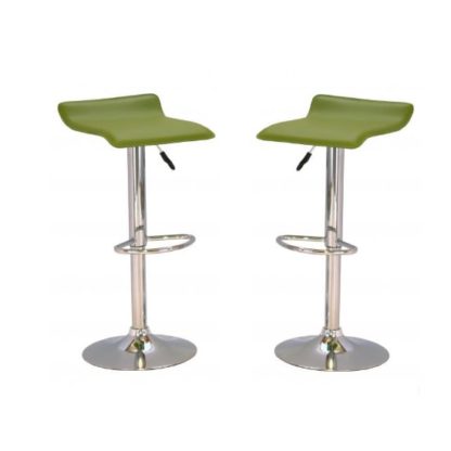 0a1971286ba0fe6a6d3aba38b4c78a6af002e811928c74b221408c67f0cbc107.jpg An Image of Stratos Bar Stool In Green PVC and Chrome Base In A Pair