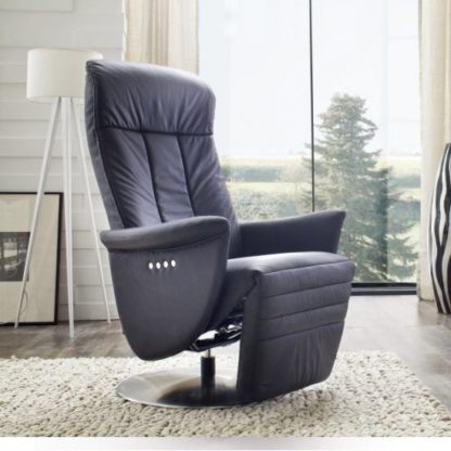 0b968970b0c1520b509f5d50cd103a9e2ac7aae6c27c609bbfcf470e0f414100.jpg An Image of Saltos Relaxing Chair In Black Leather With Stainless Steel Base