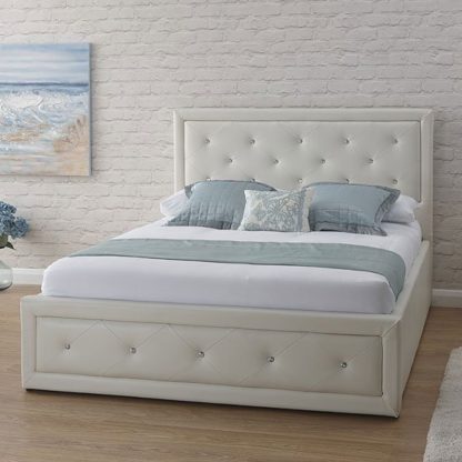 2fff2df7571ef69ada007e3f5efc8f1775121a185007b86af45ef32aa959868b.jpg An Image of Hollywood Faux Leather Double Bed In White