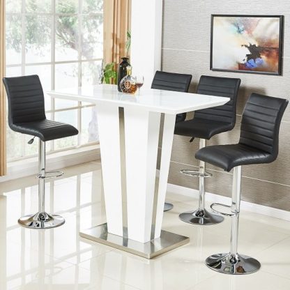34f7df6a63b687e843e81db574441dc6a9a22ca7241aff677b626aff4d495283.jpg An Image of Memphis Glass Bar Table In High Gloss White And 4 Ripple Stools