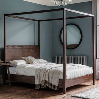 49b4a60917889ba22c62d650e026187bce6286f930700ddf7d766679ed4fab4d.jpg An Image of Boho Retreat Wooden King Size Bed In Walnut