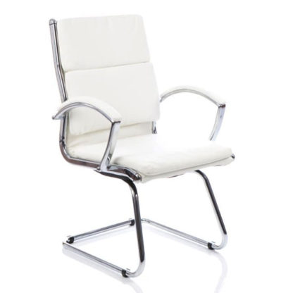538cb4b41e1c067f5cf4f60048738e6b63a13a987fe1781db8cab60282850e2e.jpg An Image of Classic Leather Office Visitor Chair In White With Arms