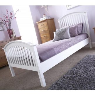 An Image of Madrid Rubberwood Small Double Bed In White