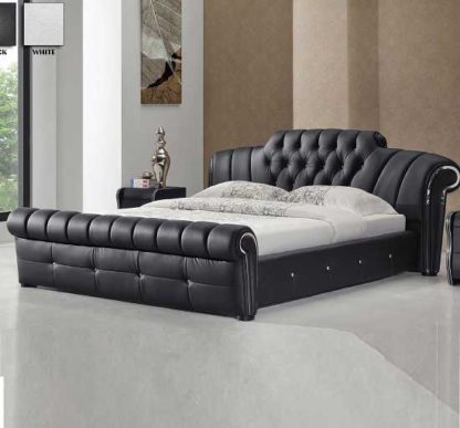 95b9e174b4ba73eae0b1110ed060fb2b25ff0e97d4e0c8e8caba76a5c6b04c65.jpg An Image of Veronica Chesterfield Style King Bed In Black Bonded Leather