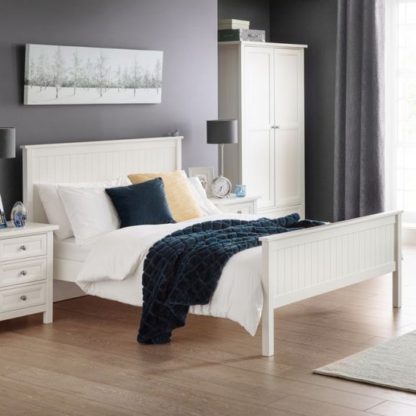 e9b76aafdd3da8a3a4c315e5f8b0c8e34896f976e245aa4d0961b2490682963b.jpg An Image of Maine Wooden Double Bed In Surf White