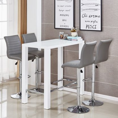 f475db5f311898460c75b45e8c8799c24d47326f16ce395a3d45933dc5df447c.jpg An Image of Jam Glass Bar Set Rectangular White Gloss 4 Ripple Grey Stools