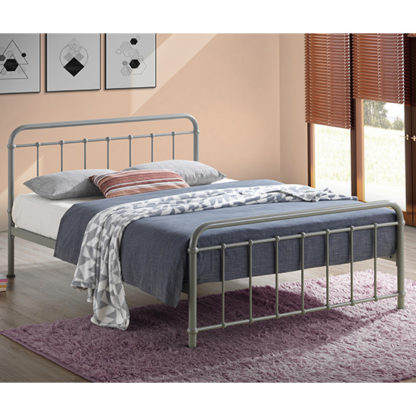 8b17d65edaaa1bfe3372810f7e2d6b0640a92c32c0d52b921df1fce82ac1a6c9.jpg An Image of Miami Victorian Style Metal Small Double Bed In Pebble