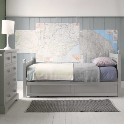 f1c2f23fbed9c22d729231a28d21a2d1758d35dd9a3e78bf19a415fda5706244.jpg An Image of Pippin Small Double Bed with Trundle