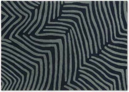 000aea51bdd4bbf392640372d121db35635e39382eb28b5fb74db39573574f41.jpg An Image of Larkin Handtufted Wool Rug, Large 160 x 230cm, Midnight & Slate Blue
