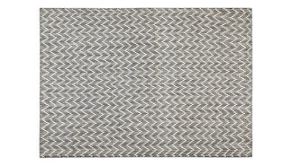 An Image of Linie Design Shimla Rug Black and White 200 x 300cm