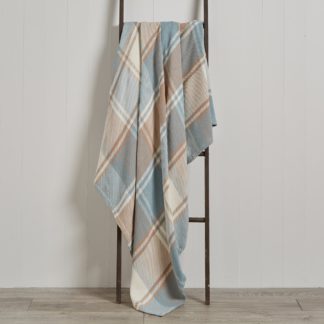 An Image of Carrie 130cm x 180cm Throw Duck Egg (Blue)