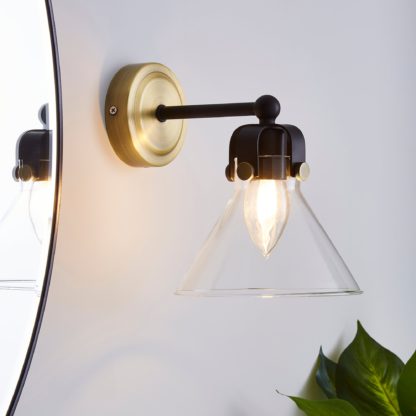 24a5d03f77480bd2d084a28ff0755a2b5de7aa1e1e8ee9e27aefe6255600c67a-1.jpg An Image of Paulson Bathroom Wall Light Antique Brass Antique Brass