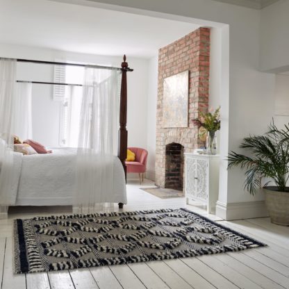 An Image of Marley Wool Rug Black and White