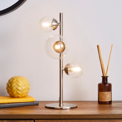 4183d6248959c6d47dcf73b7c1467f7b5ea09be5c283922eae2fc6c3ecaf7d93-1.jpg An Image of Tarsia Glass Table Lamp Satin Nickel Nickel