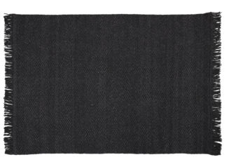 An Image of Linie Design Idun Charcoal Rug 140 x 200cm