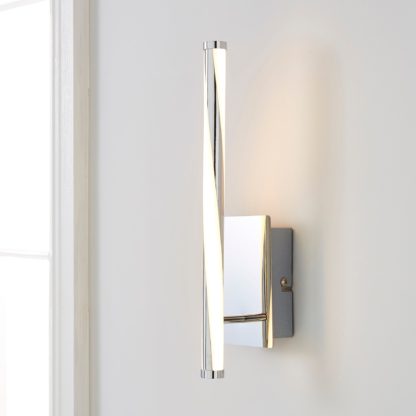 An Image of Hettie Intergrated LED Wall Light Silver