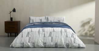 An Image of Bakari Cotton Duvet cover + 2 Pillowcases, King, Indigo UK