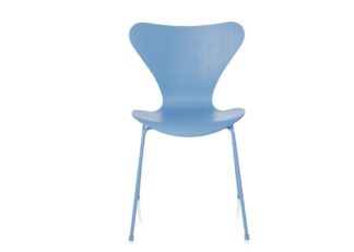 An Image of Fritz Hansen Series 7 Monochrome Chair Trieste Blue