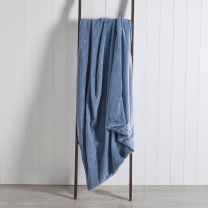 An Image of Lenon Plush 130cm x 180cm Throw Grey