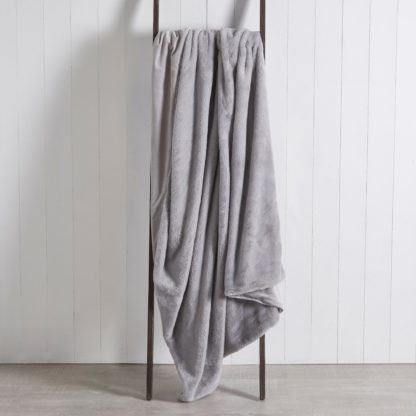 An Image of Lenon Plush 130cm x 180cm Throw Grey