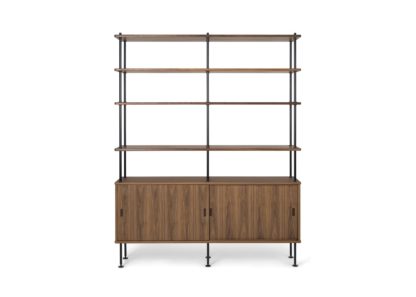9e07e6d1696a6f48c9dde4c1dc0506b25bc3c50c085fdee5a85154eed32e3546.jpg An Image of Carl Hansen & Søn BM0253 Shelving System Configuration 1 Oiled Walnut Black Legs