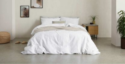 An Image of Tira Linen/Cotton Duvet Cover + 2 Pillowcases, King Size, White
