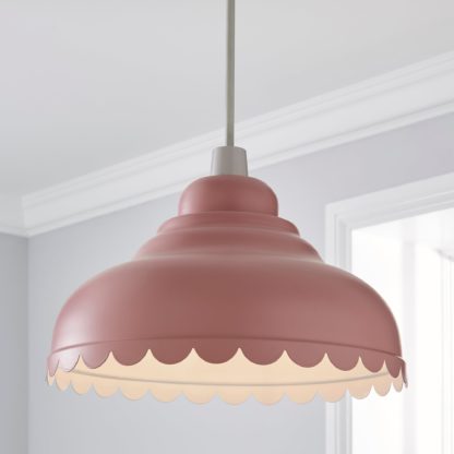 An Image of Sofie Scalloped Easy Fit Pendant Cream