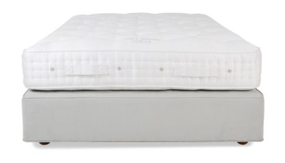 a608ebd6cf2280b7ac9816316374174b9c055601afc3f7c0d6029117dfaae315.jpg An Image of Vispring Regal Superb Soft Tension Divan single Tk589 Steel