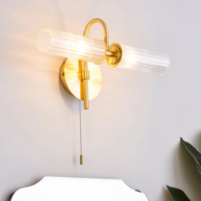 An Image of Porto Bathroom 2 Light Wall Light Brass Brass