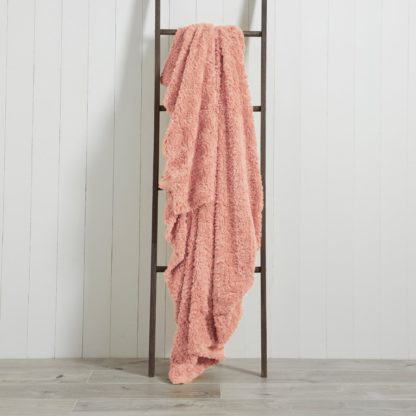 An Image of Tundra 130cm x 180cm Throw Blush