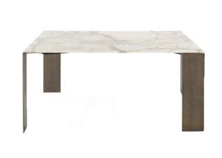 An Image of Amura Exilis Dining Table
