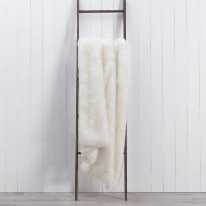 An Image of Alanna White Faux Fur 130cm x 180cm Throw White