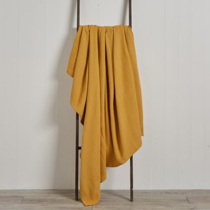 cc7b5ebce92695aed622ed000f1bcac2bc3babf2f829e42abc85907829a1f307.jpg An Image of Hampton 200cm x 200cm Throw Grey