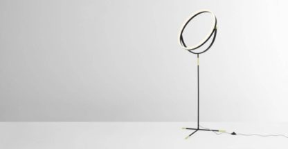 An Image of Franz LED Floor Lamp, Black and Brushed Brass