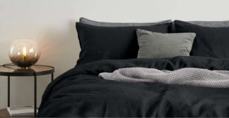 An Image of Brisa 100% Linen Pair of Pillowcases, Black