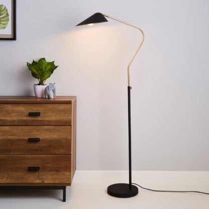 An Image of Savona Floor Lamp Black Black