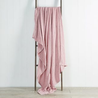 An Image of Chenille Blush Throw Pink