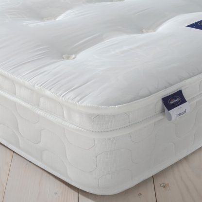 An Image of Silentnight Miracoil Travis Tufted Ortho Kingsize Mattress