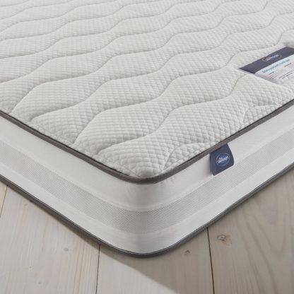 An Image of Silentnight Cool Gel 800 Pocket Single Mattress