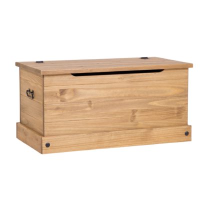 An Image of Corona Storage Trunk Natural