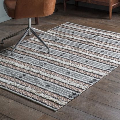 a9f191a0e0e088adda31b99d9e2f988b63adbc3d283faebd056c83c6a9cf0295.jpg An Image of Linza Camel Rug Camel