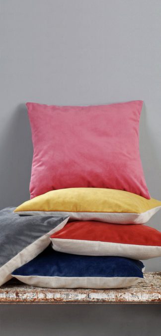 An Image of Argos Home Matt Velvet Cushion - Blush Pink