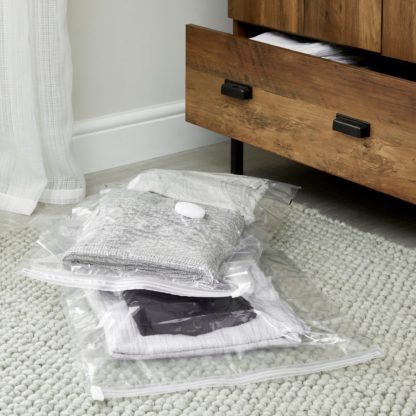 An Image of Set of 2 Medium and Small Vacuum Storage Bags Clear