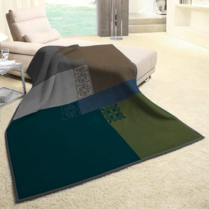 An Image of Thermosoft Mira Green Blanket MultiColoured
