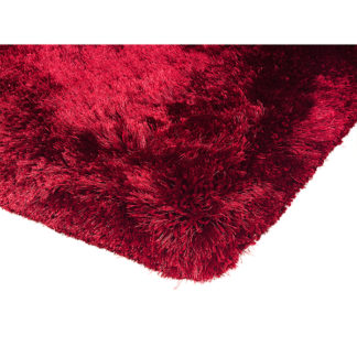 An Image of Plush Hand Woven Rug Red