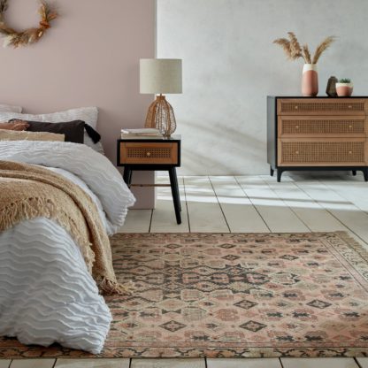 An Image of Jayda Flatweave Rug Jayda Pink