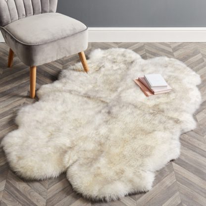 An Image of Quad Sheepskin Rug Pink