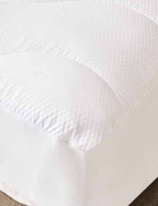An Image of M&S Anti Allergy Toddler Mattress Protector
