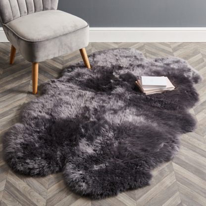 An Image of Quad Sheepskin Rug Pink